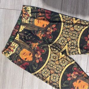 Artistic Patterned Women's Leggings